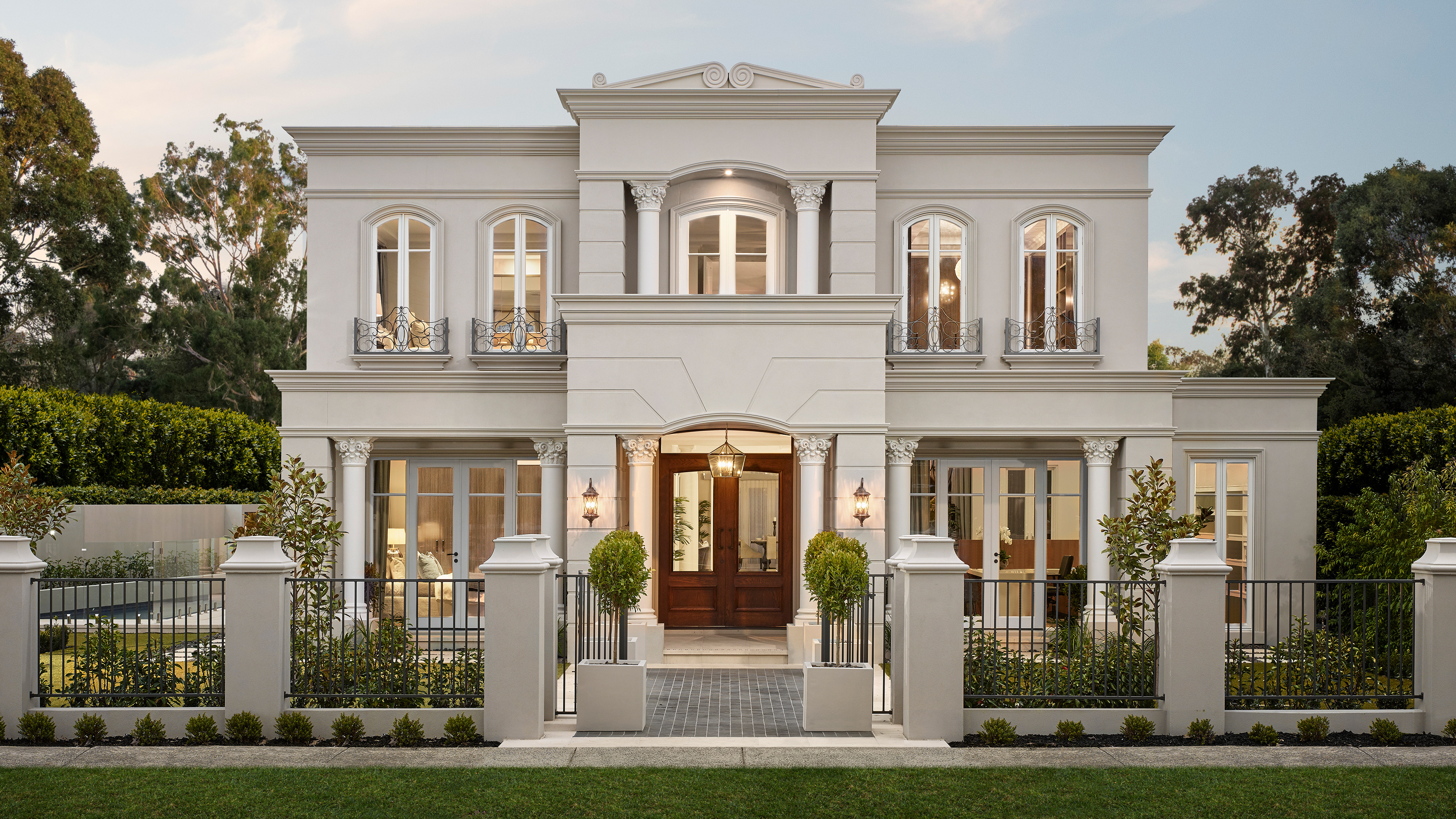La Pyrenee 68 (Pyrenee facade) by Metricon at Balwyn