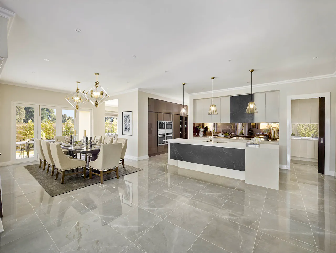 bordeaux_kitchendining_greenvale