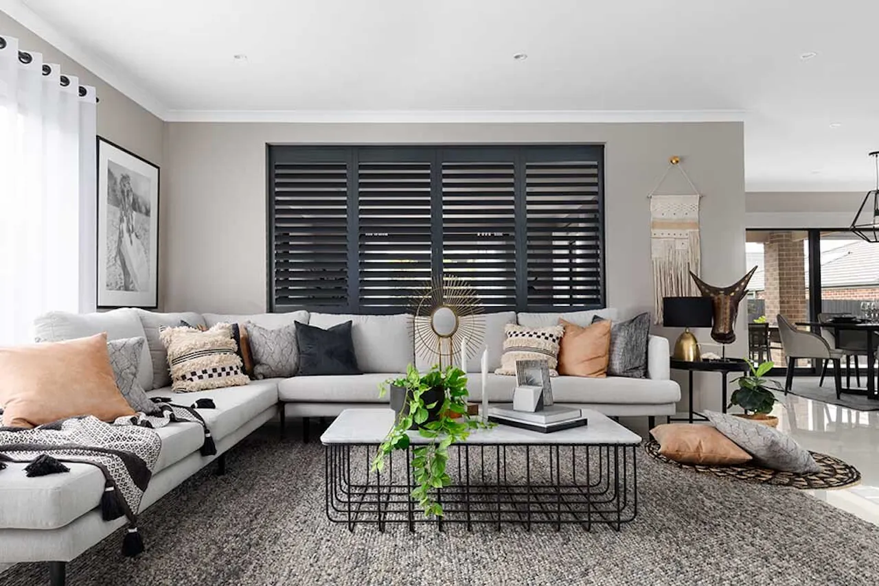 Living - Glendale