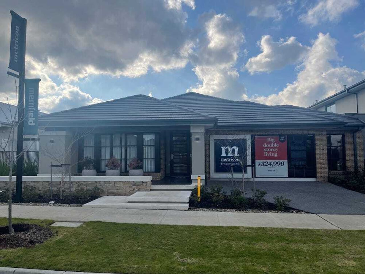 Display Homes For Sale In Australia Metricon