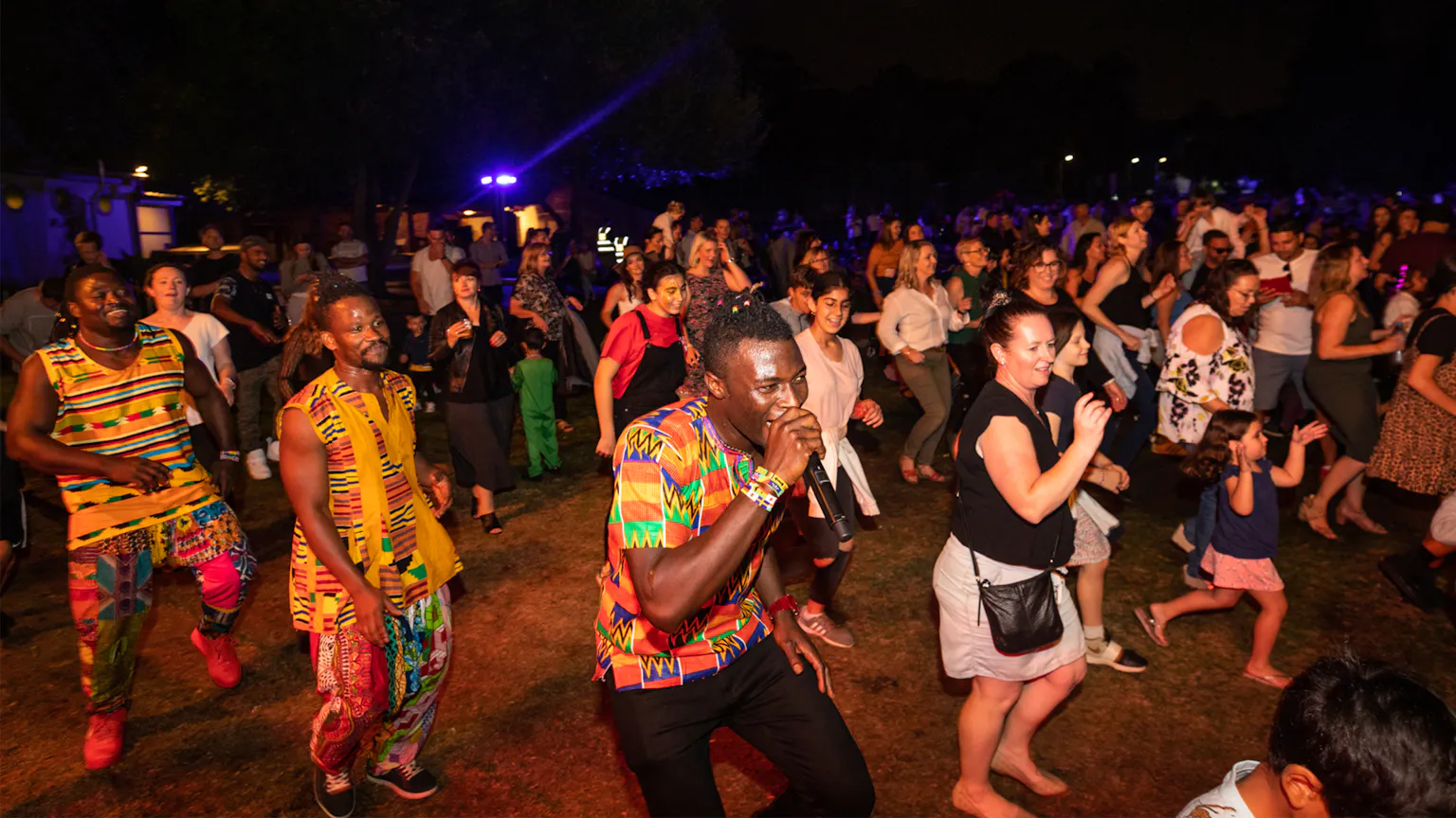 Metricon’s Victorian team and their families came together at the Melbourne Zoo to kick up their heels and have some fun. The Zoo Rendezvous was a night to recognise the hard work of the entire Victorian team.