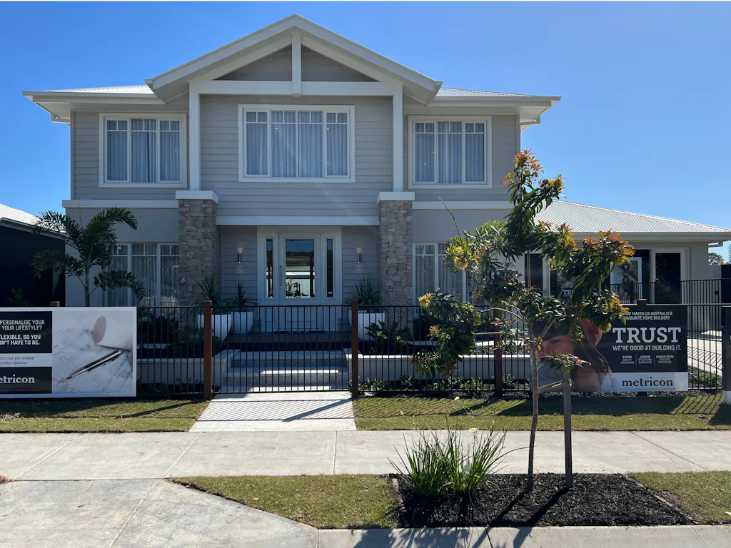Display Homes For Sale In Australia Metricon