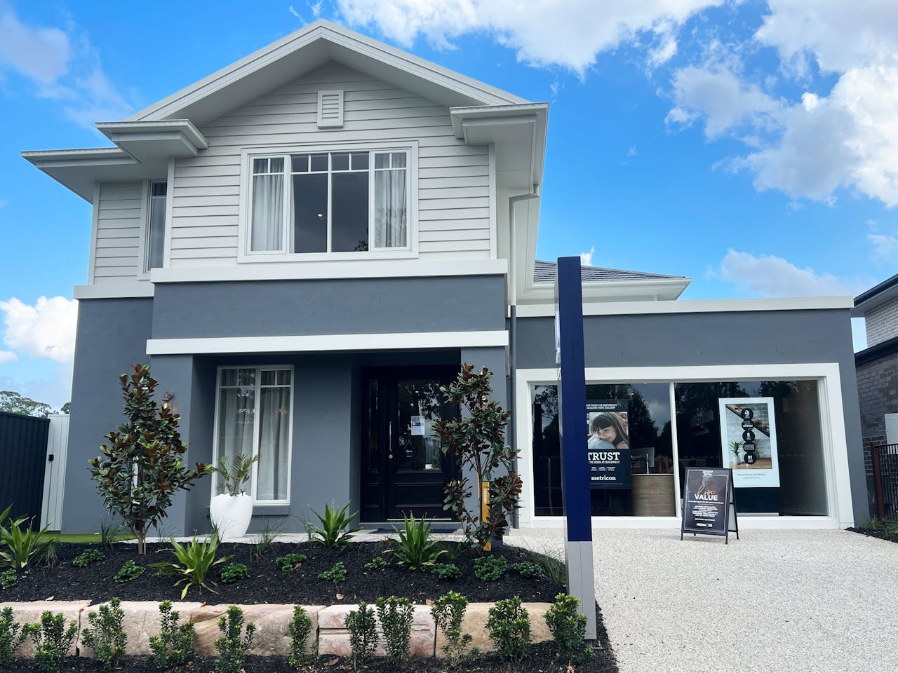 Display Homes For Sale In Australia Metricon