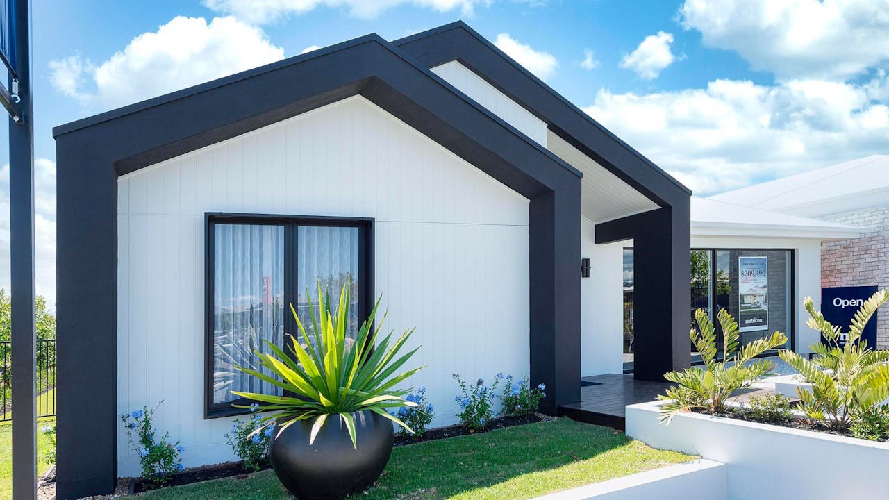 Display Homes For Sale In Australia Metricon